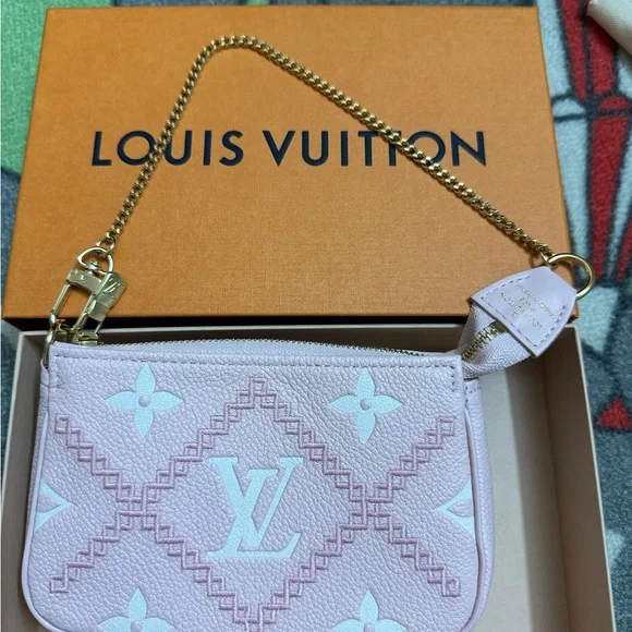 Louis Vuitton Bags Louis Vuitton Mini Pochette Accessoires